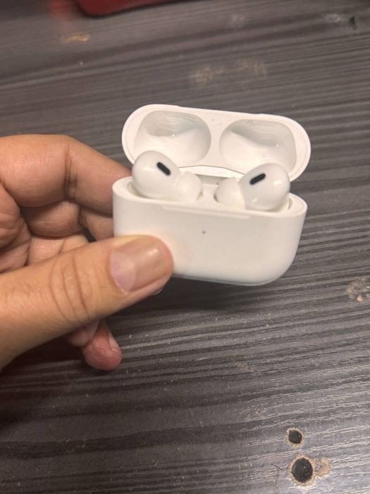 Продам Airpods pro 2 оригинал