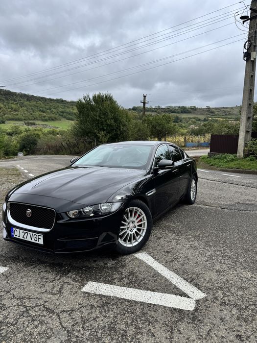 Jaguar XE 2016 AddBlue