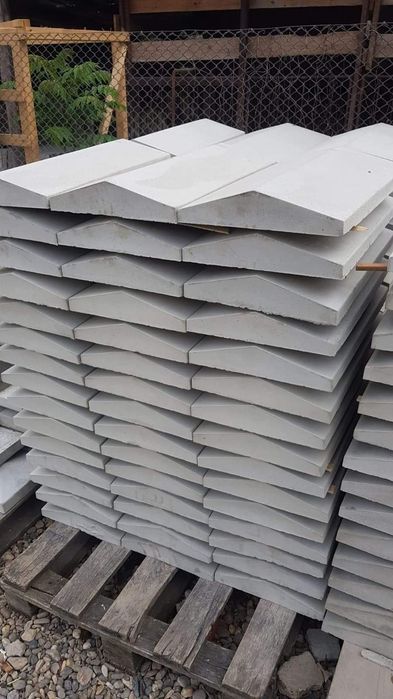 Capace de gard coame pălării borduri rigole stâlpii de beton
