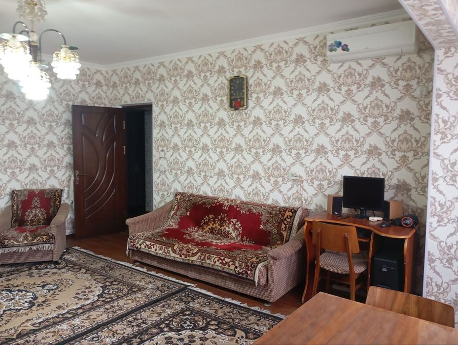 Продажа 4/4/4 на Юнусабад-4,[84кв.)4 хонали сотилади