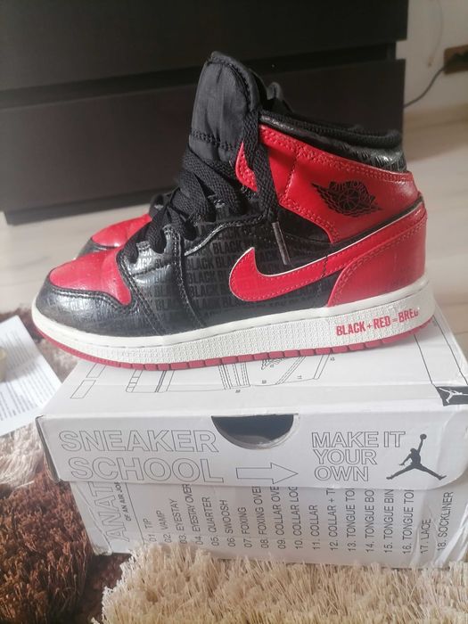 Jordan 1 mid bred mărime 36-37