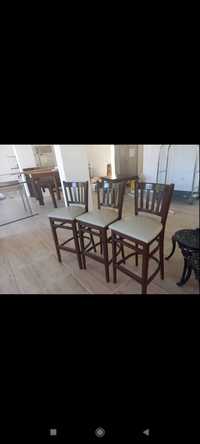 бар столове 3бр претапецирани в много добро състояние реставрирани ...
