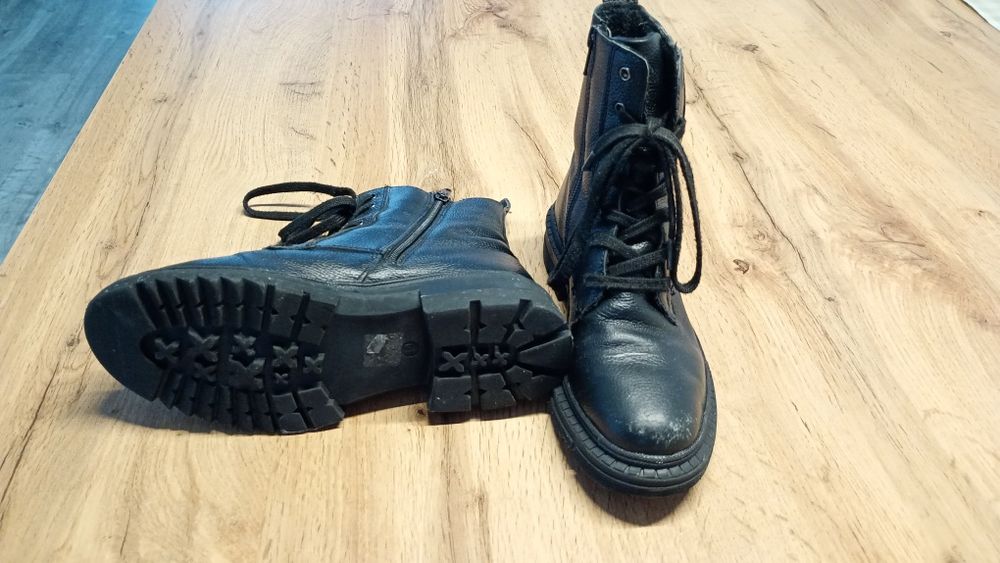 Ghete piele fetițe mărimea 34
