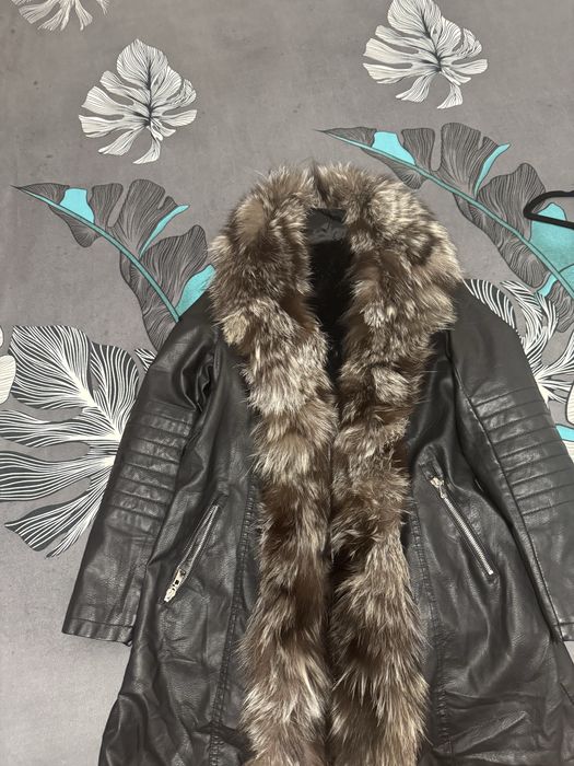 Дамско кожено яке дълго с яка от лисица естествен пух