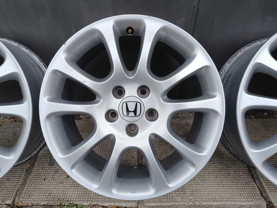 ОРИГИНАЛНИ джанти 18' цола 5x114,3 HONDA CR-V / Хонда ЦРВ 64,1 ЕТ50