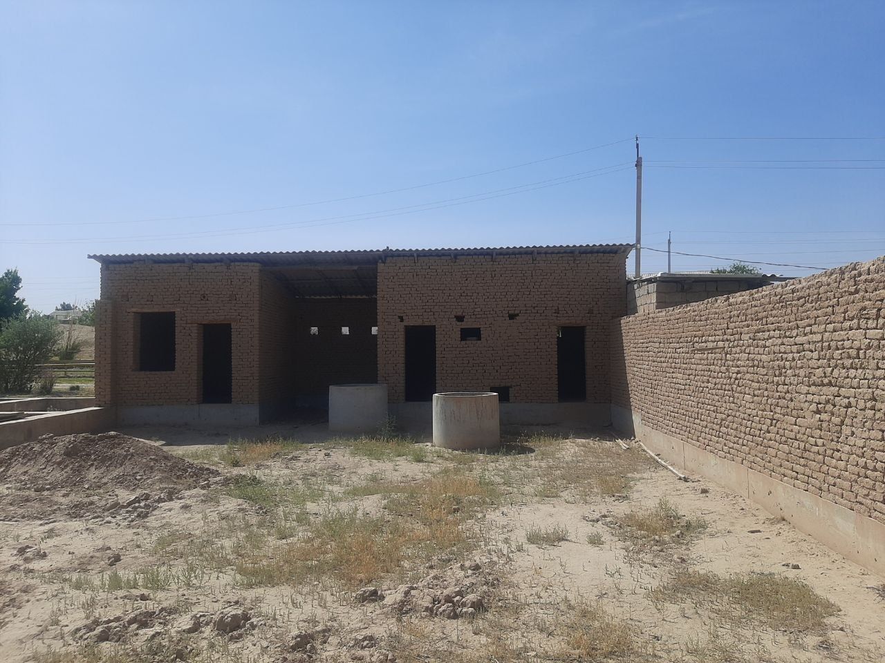 Uchastda sotilad