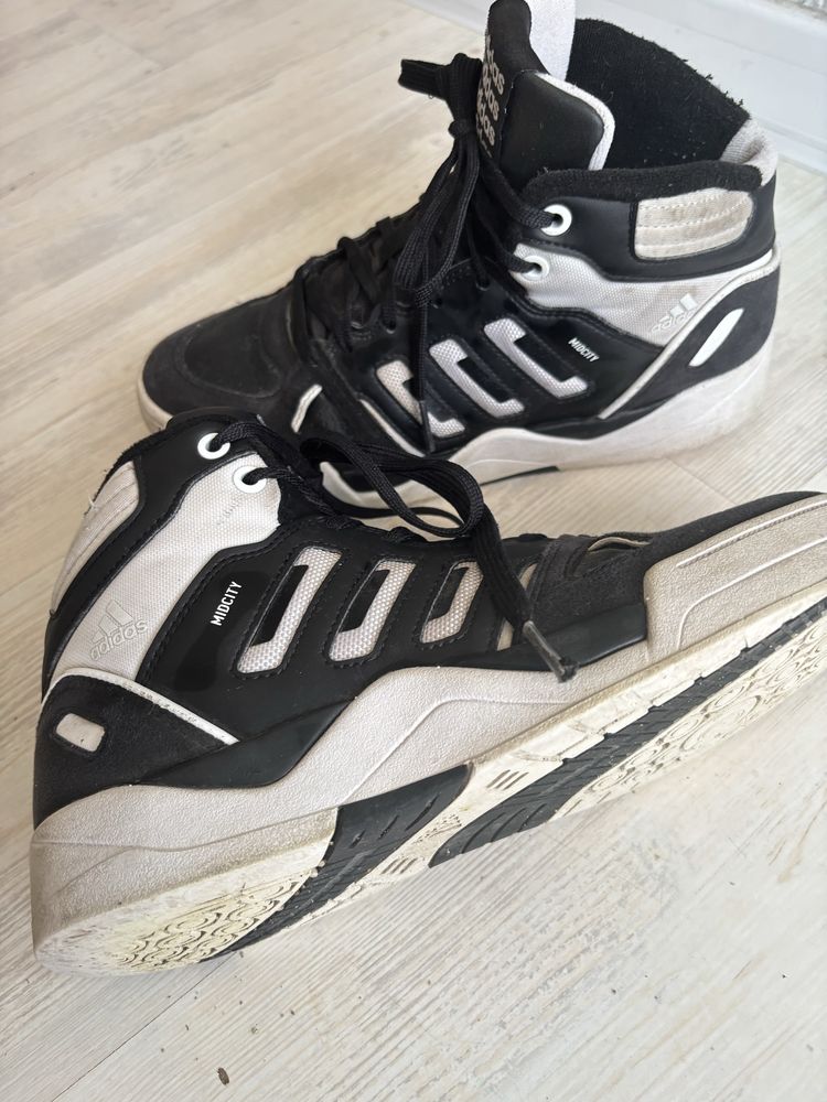 Високи кецове Adidas