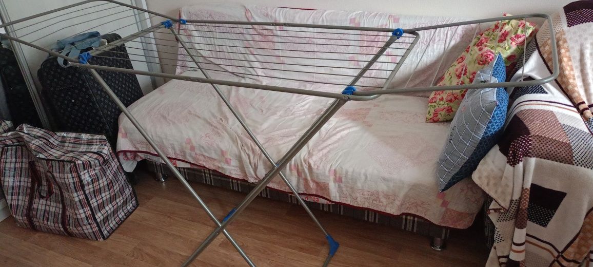 Срочно продам сушилку для белья