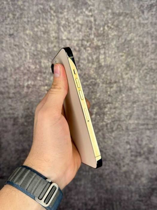 iPhone 13 Pro 256GB Gold.