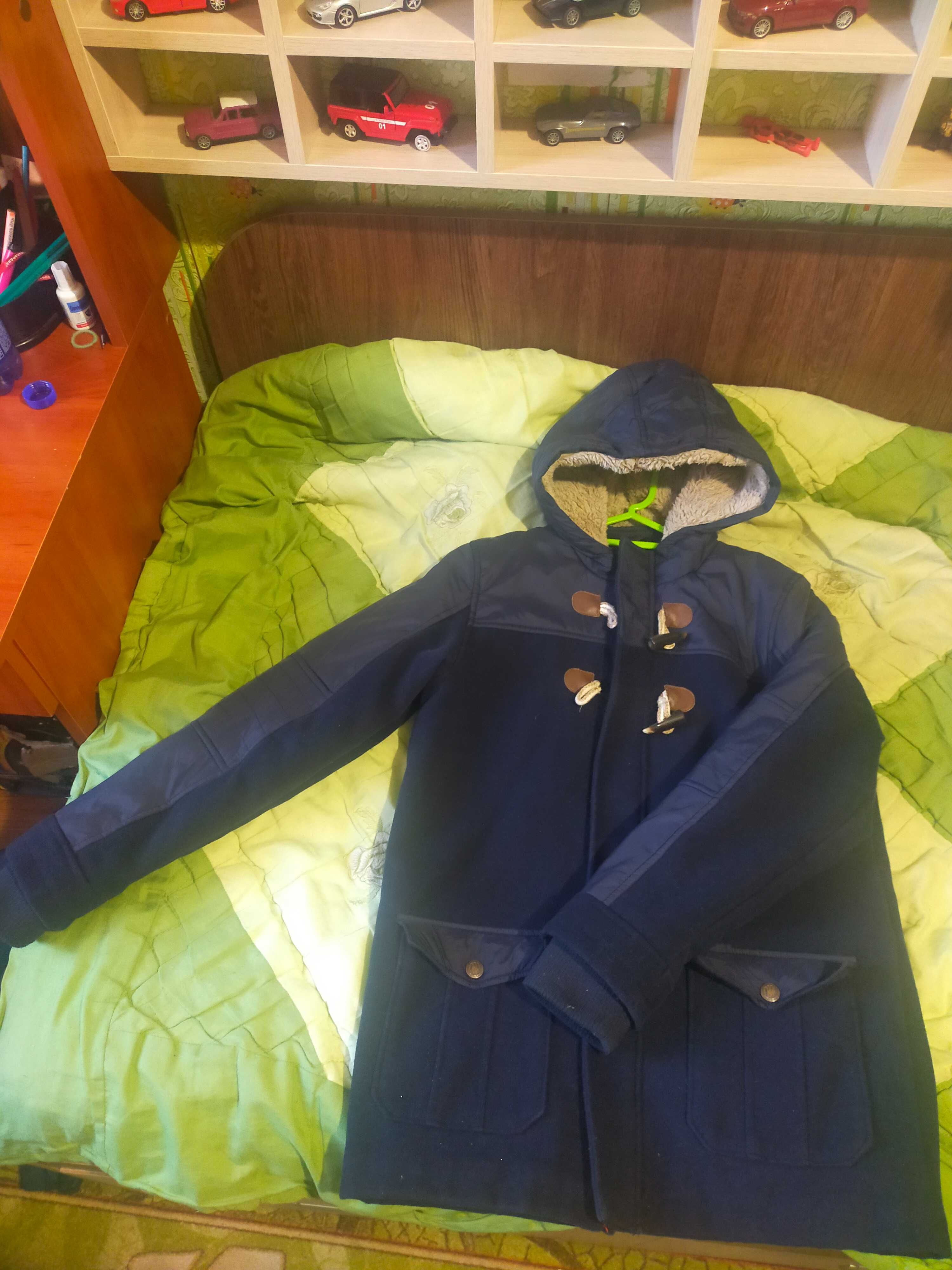 Пальто и куртка на мальчика 11-12лет