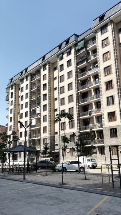 Продоется 2х комнатная квартира с хорошей обстонойкой и с ремонтом