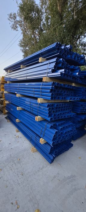 Rafturi metalice pentru paleți industriale
