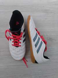 Pantofi  sport  Adidas