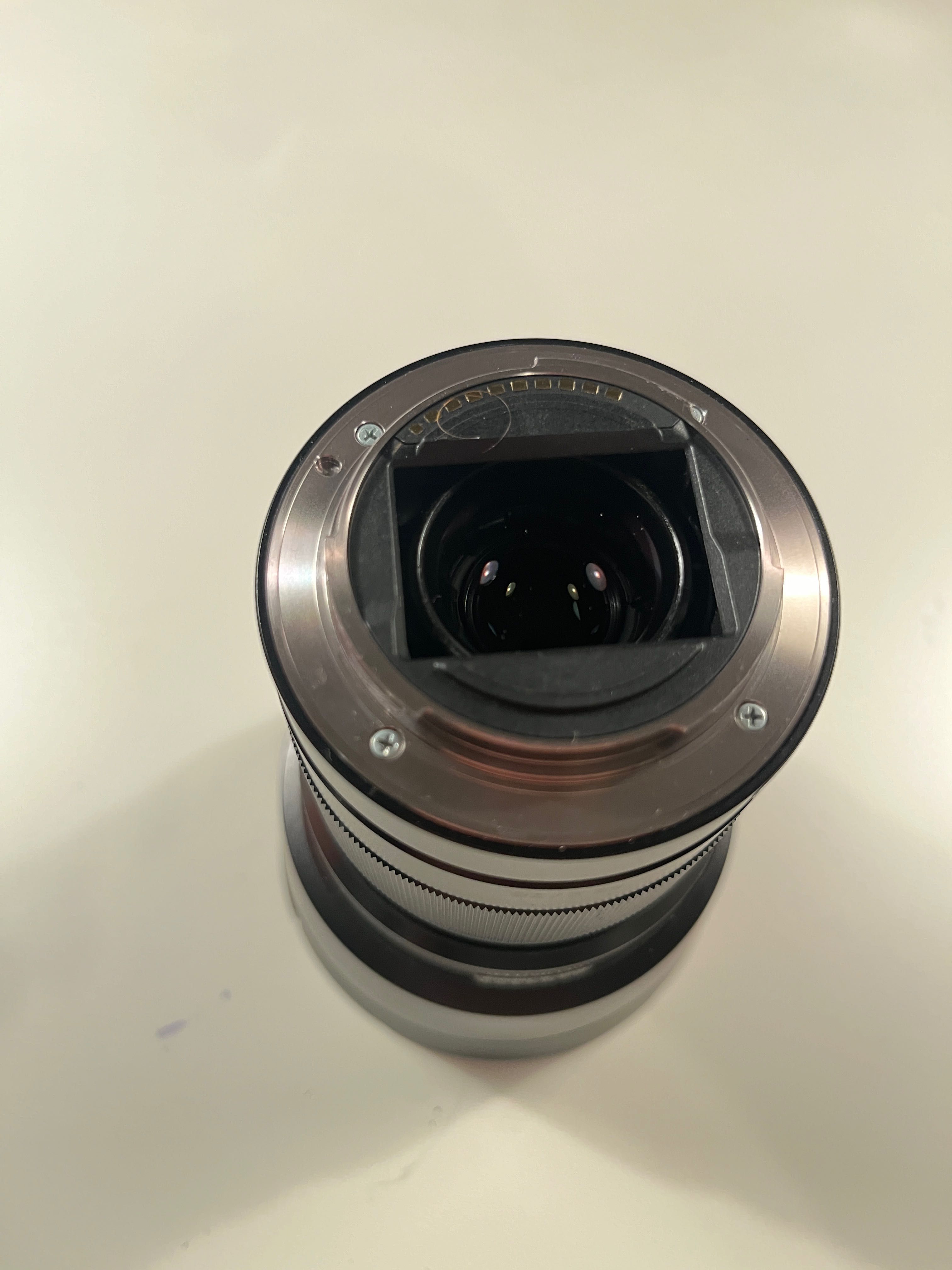 Oбектив Sony FE 28mm f/2 + конвертор Sony Fisheye Converter