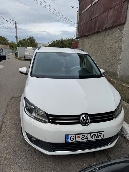 Vand Volkswagen Touran 1.6 diesel automat