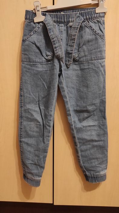 Lot pantaloni  fetițe - 4 ani