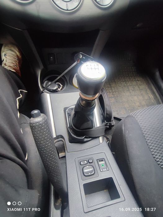 Toyota RAV4 2.2 D-4D 150CP 4x4 – întreținută exemplar, km certificați,