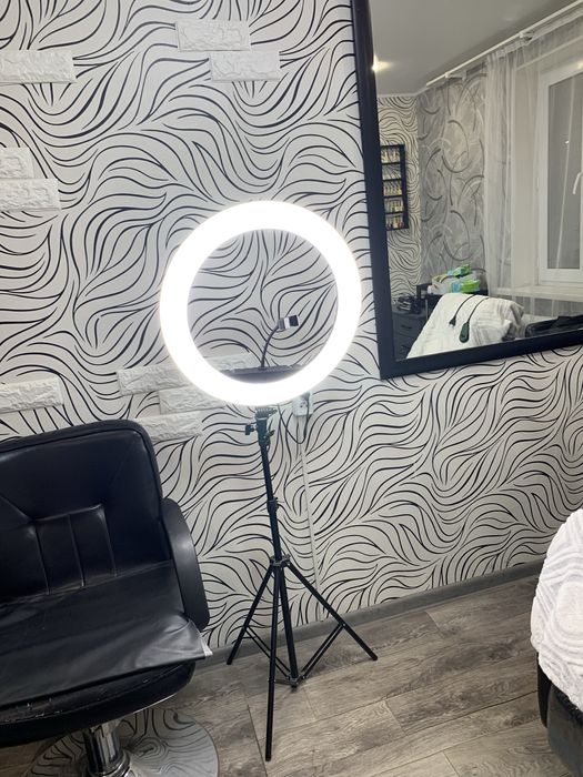 Сдам место парикмахеру женскому