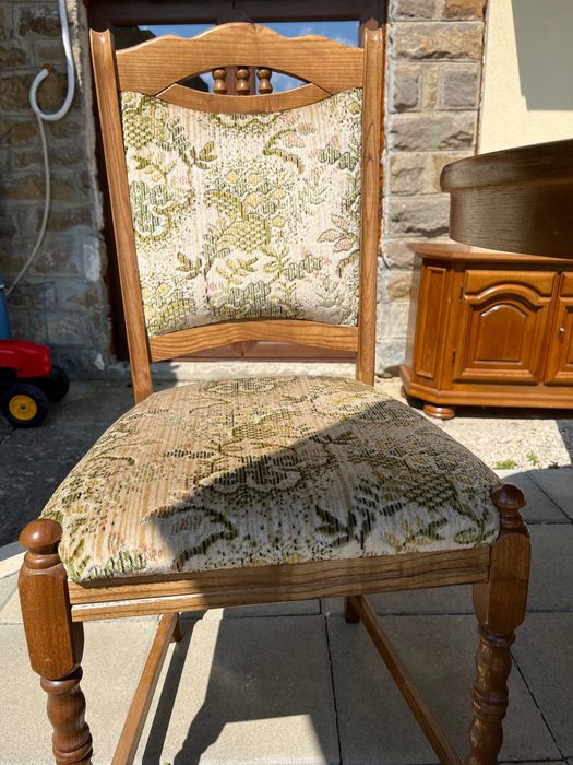 Трапезна маса със 4 стола