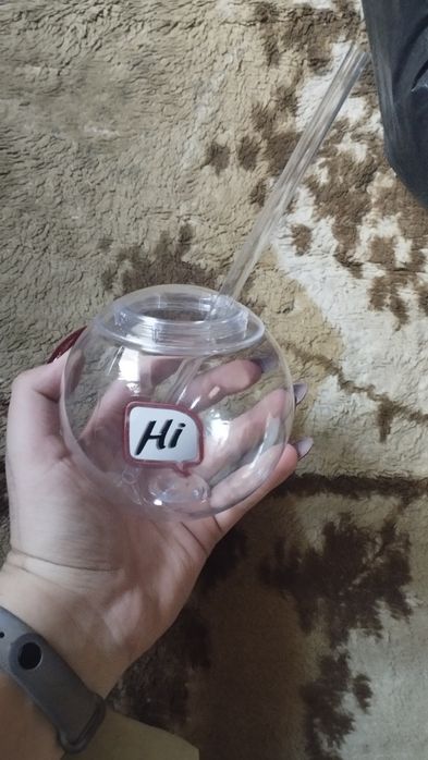 Стакан с трубочкой