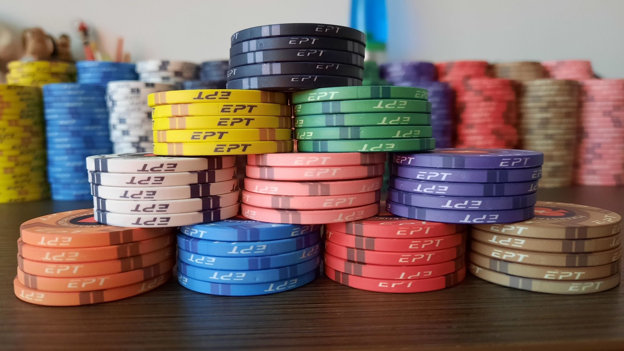 Керамични покер чипове