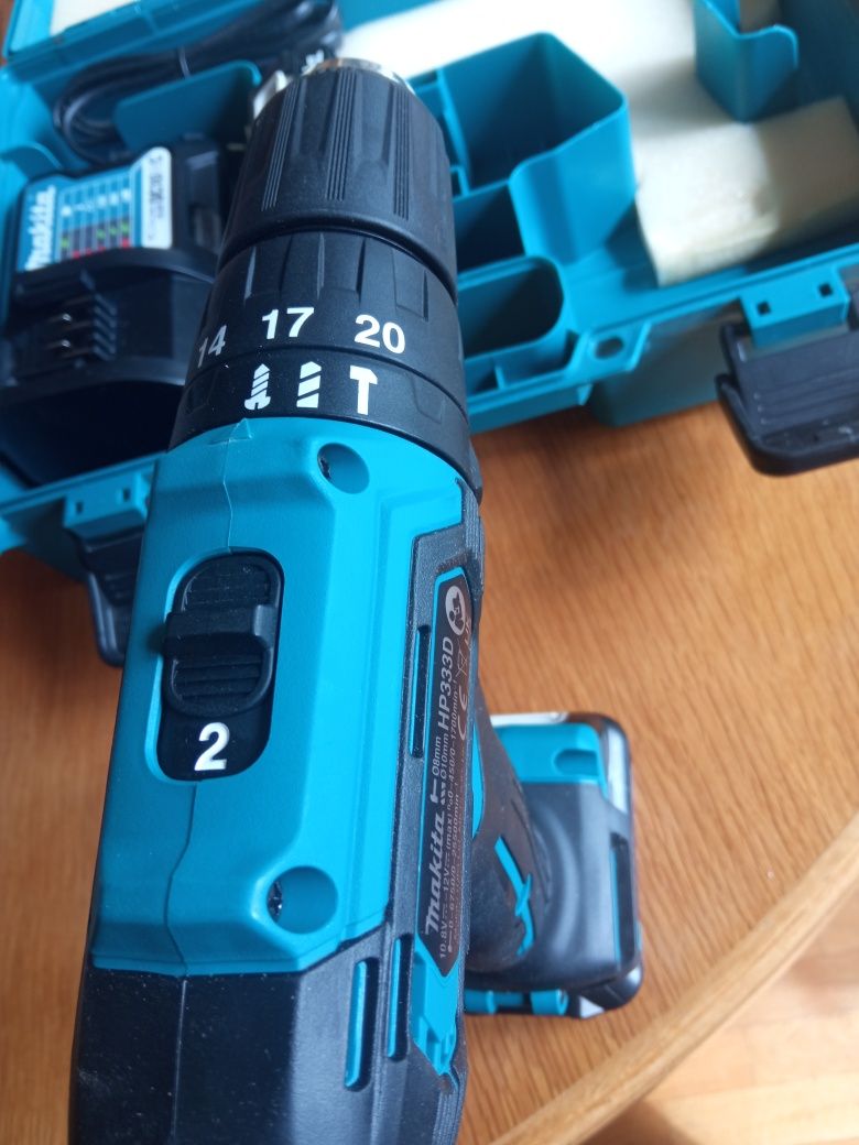 Винтоверт Makita HP333D