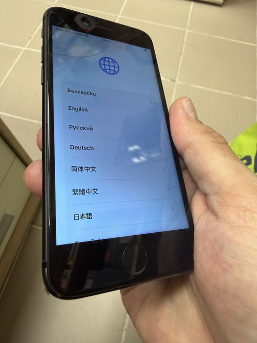 iPhone 8 64gb - с дефект