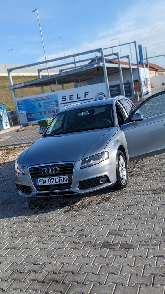 Audi A4 B8 avent 2011