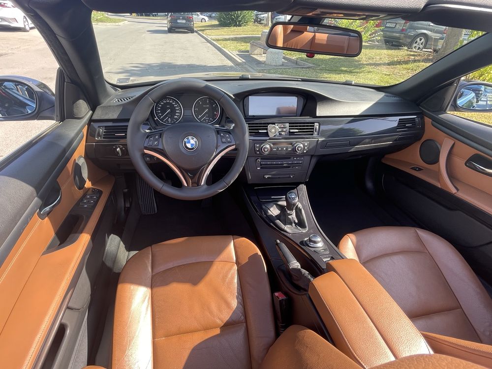 Bmw e93 330d M57