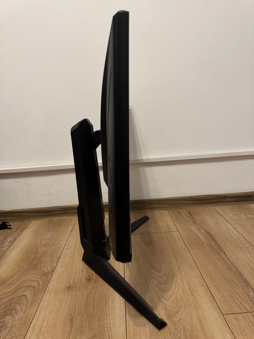 Asus TUG Gaming Monitor