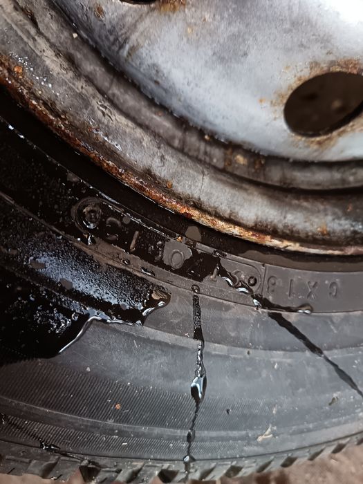 Anvelope MS iarna 215 70 15c toyo 2013 10mm