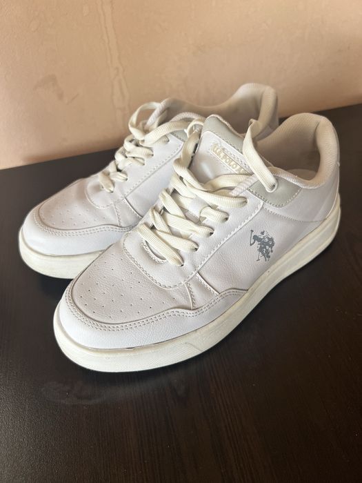 Продавам маратонки US POLO