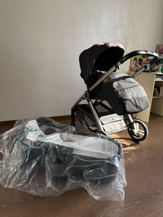Продам Стильную Модульную Коляску 2 в 1 (Люлька + Прогулка)