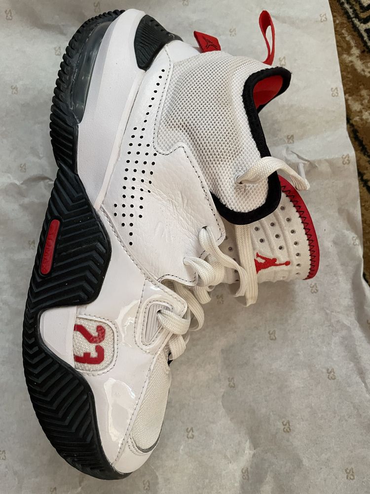 Adidași Jordan Stay Loyal 2
