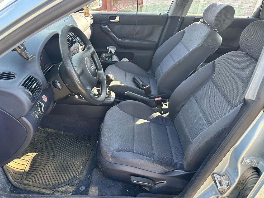 Vand Audi A3 , 1.6 benzina