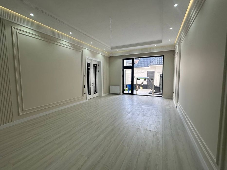 Дом High Town Mall 600 кв.м