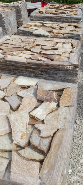 Piatra naturala de munte