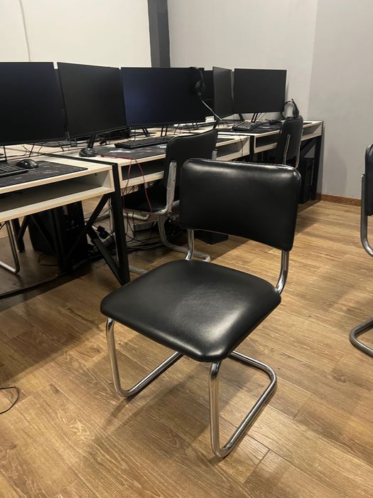 стулья и парты для офиса/учебного центра