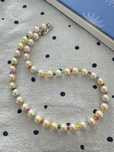 Colier choker mulicolor cu perle si incuietoare inox