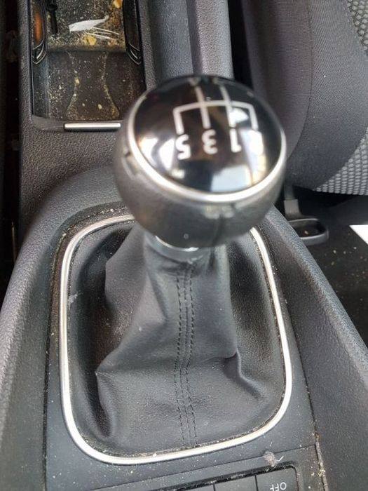 Nuca si Manson Piele VW Golf 6 2008 - 2013