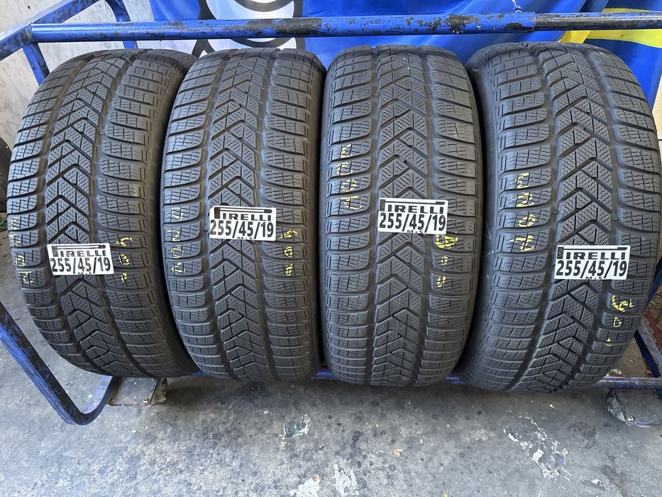 255/45/19 Pirelli M+S