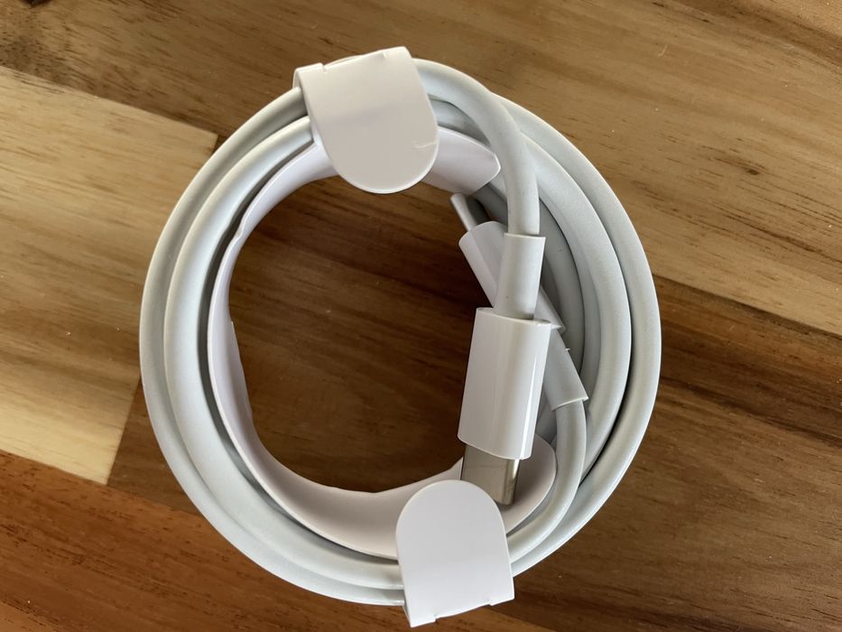 Cablu Iphone/Ipad 15/16 USB C sau Lightning 2 metri