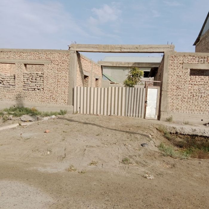 Ромитан сентрда курилиши тугалланмаган участка сотилади 4.6 сотих. Тел