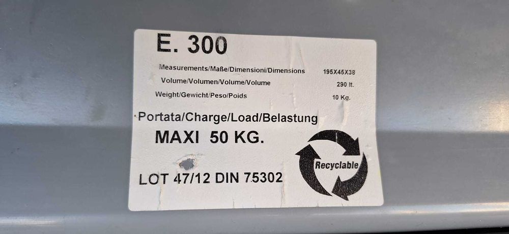 Cutie portbagaj auto