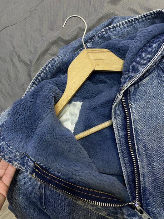 Дамско дънково яке с мека подплата