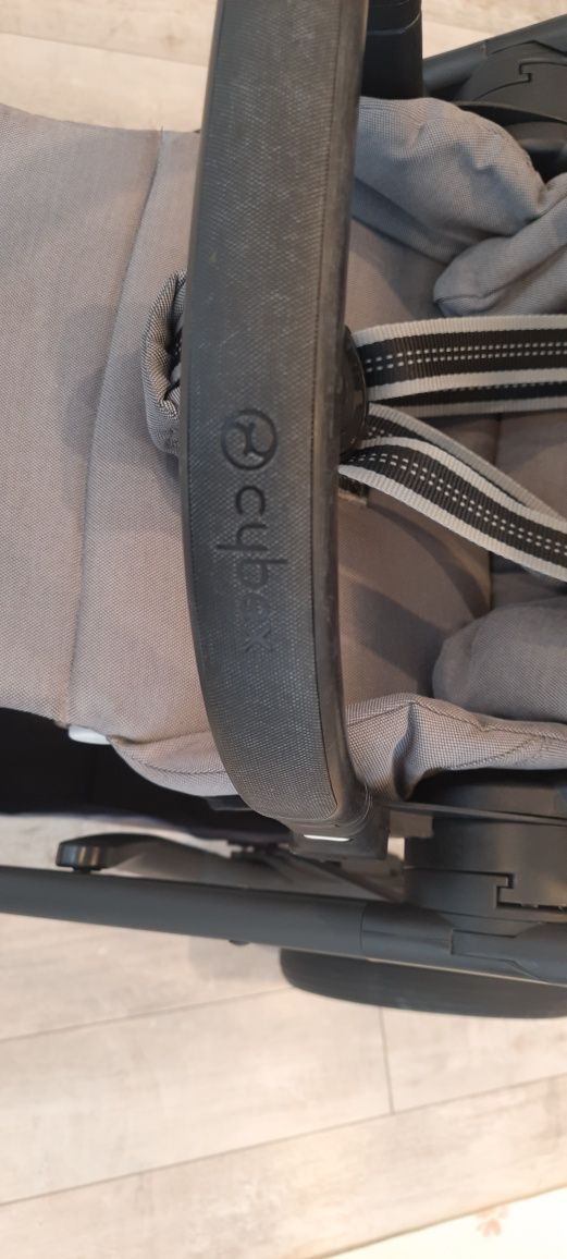 "Cybex Balios S" Детска количка