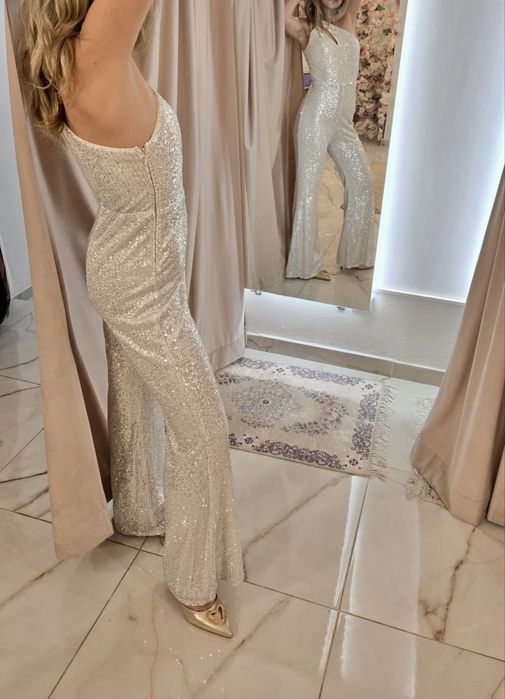 Уникални пайетени гащеризони