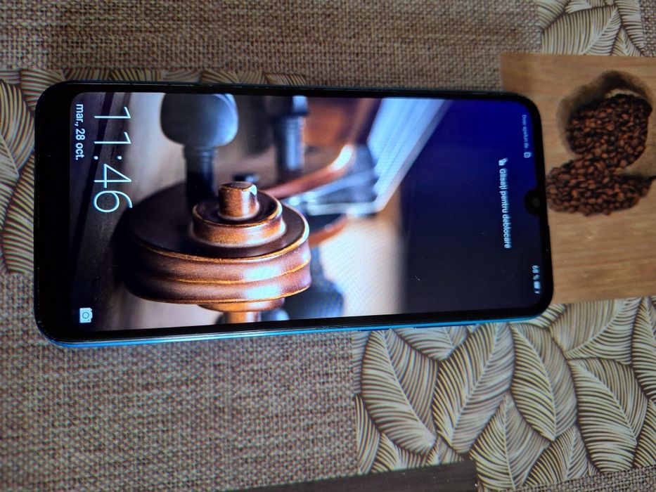 Vand telefon huawei Y7