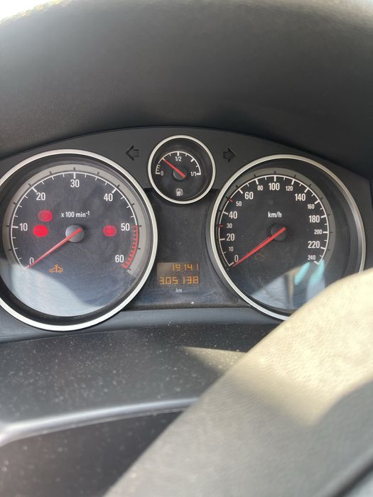 Opel astra h. Masina necesita inlocuirea motorului