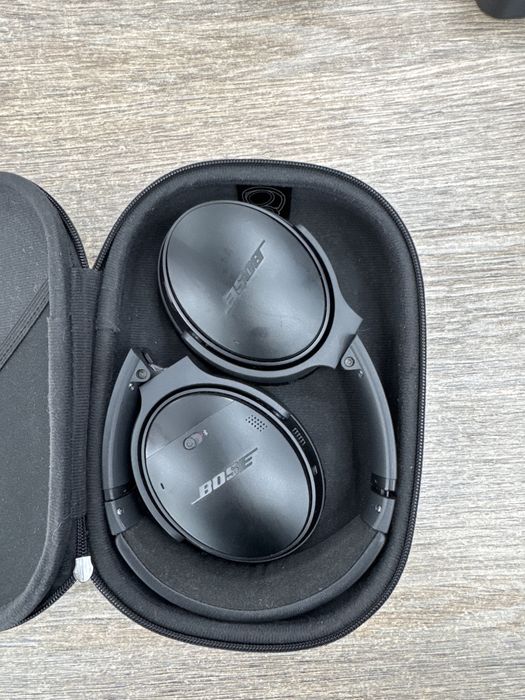 Casti Bose QuietComfort 35 seria 2 folosite